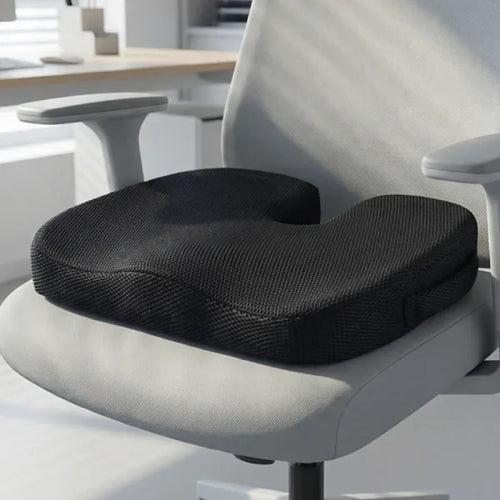 Orthopädisches Memory Foam Sitzkissen - Gegen Rückenschmerzen, Ischias & Steißbeinschmerzen - Rutschfest